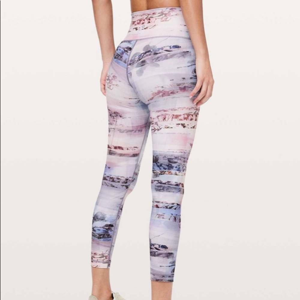 Lululemon Wunder Under High-Rise 7/8 Tight *Full-On Luxtreme 25" Size 8